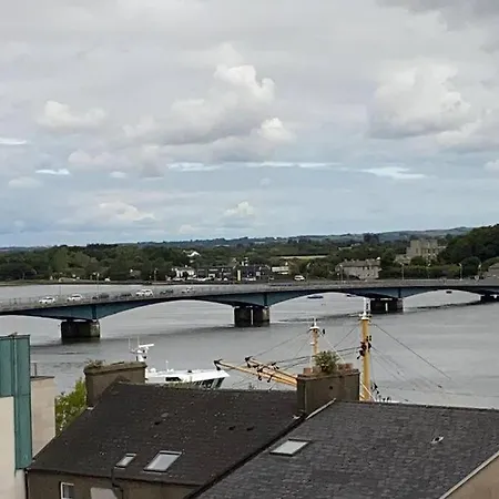 Vera's Penthouse * Wexford