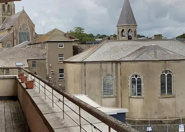 Vera's Penthouse Apartament Wexford